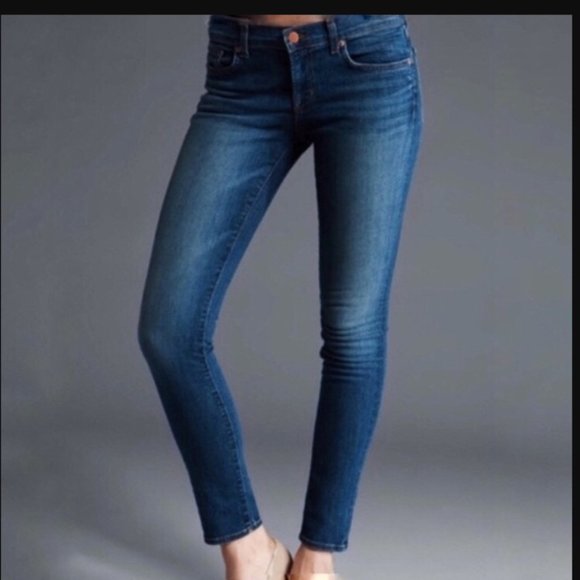 J BRAND Size 26 The Pencil Leg Low Rise Colour Phoebe Low Rise Revolve - Picture 1 of 10